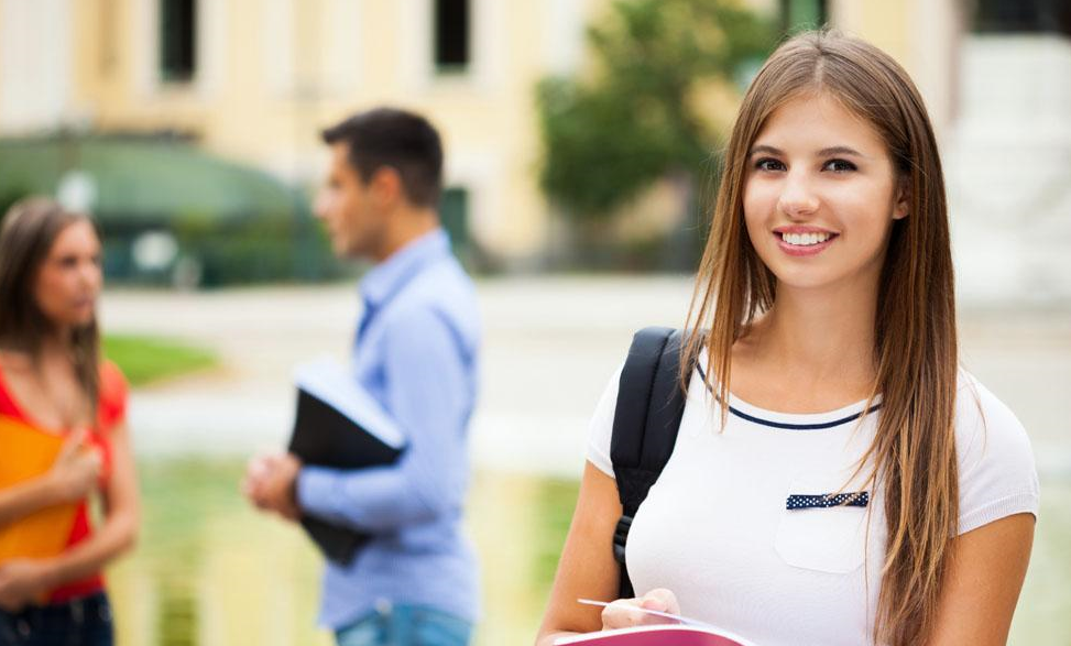 朝阳化妆培训学校